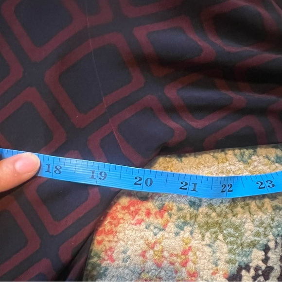 Lauren Ralph Lauren Navy Blue Maroon Diamond Geometric Print Shift Dress Size 6 - Picture 6 of 7